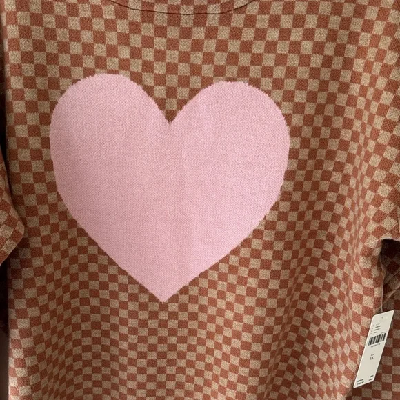 Maeve Brown Checkered Sweater with Pink Heart from Anthropologie - Picture 3 of 10